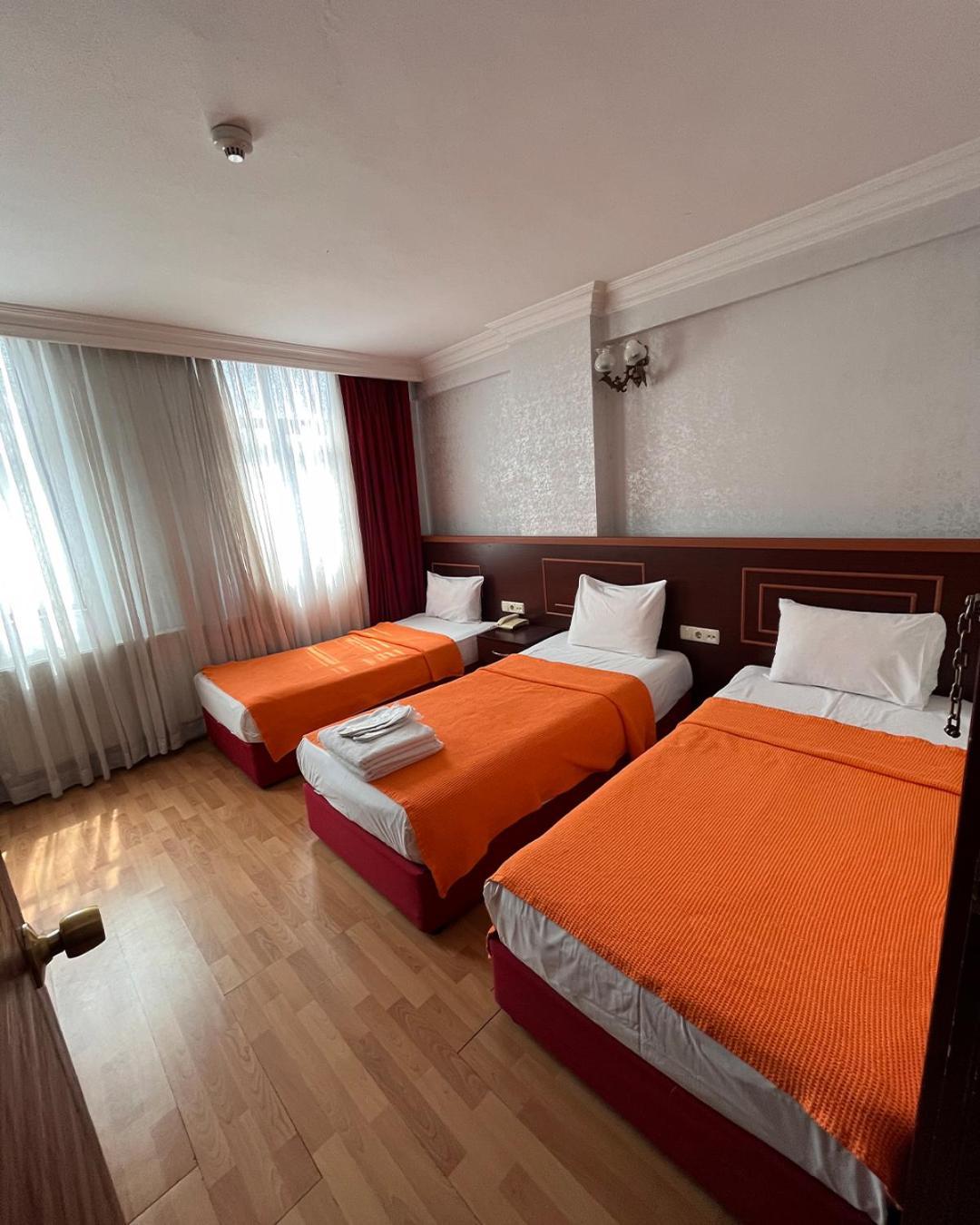 Red White Hotel Istanbul Eksteriør billede